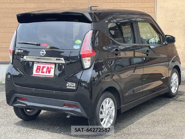 Nissan DAYZ 2020-02 7453858-2