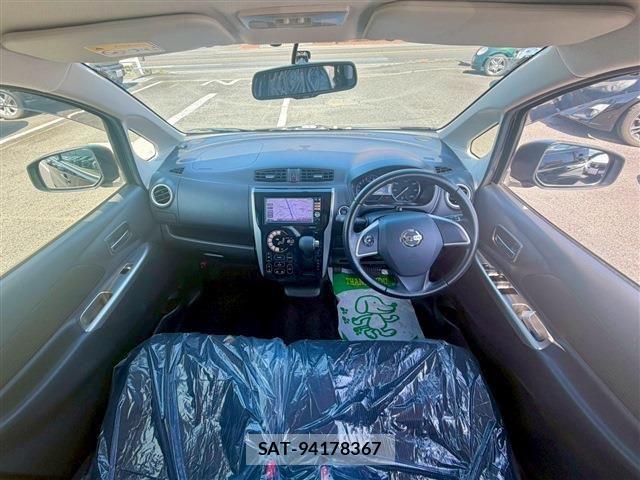 Nissan DAYZ 2013-08 7453894-1