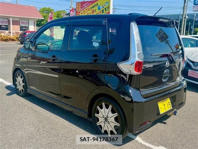 Nissan DAYZ 2013-08 7453894-23