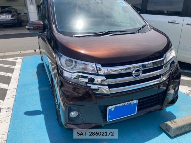 Nissan DAYZ 2015-10 7453903-0