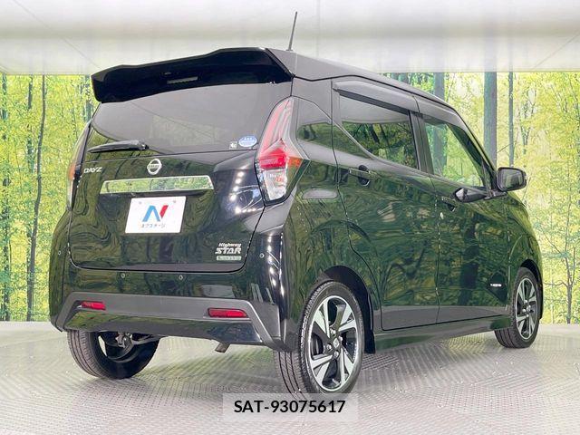Nissan DAYZ 2019-05 7453877-16
