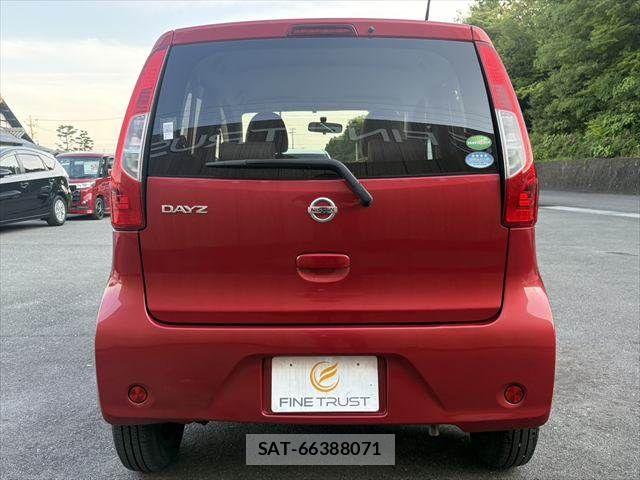 Nissan DAYZ 2016-01 7453904-19