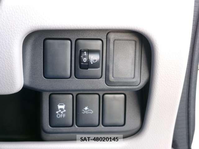 Nissan DAYZ 2017-02 7508504-11