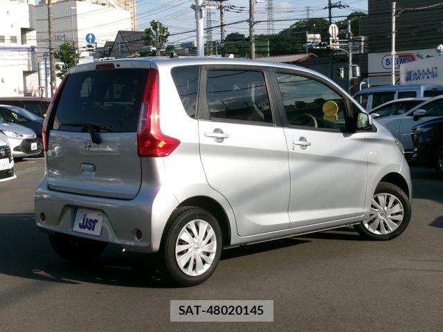 Nissan DAYZ 2017-02 7508504-3