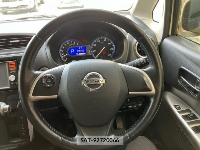 Nissan DAYZ 2014-05 7616122-15