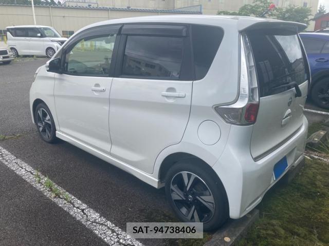 Nissan DAYZ 2013-10 7616121-4