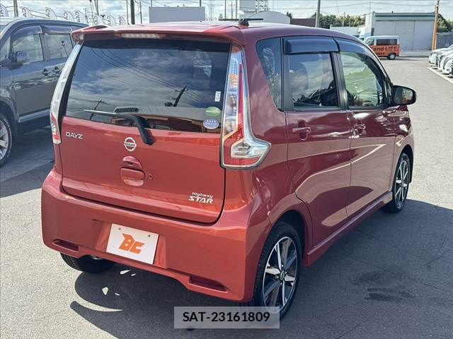 Nissan DAYZ 2017-01 7616099-14