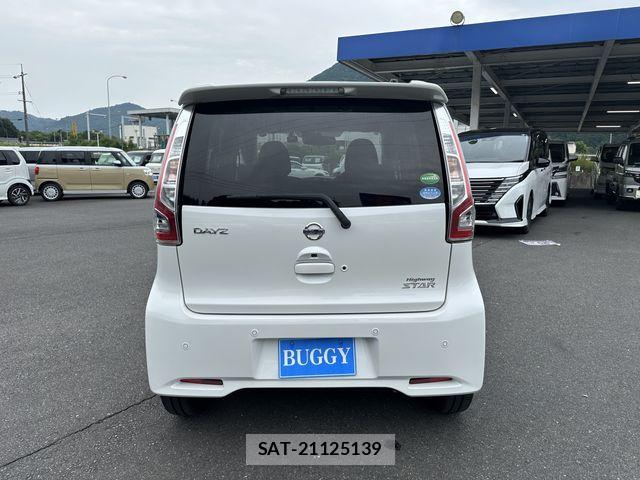 Nissan DAYZ 2019-01 7616087-5