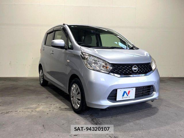 Nissan DAYZ 2014-02 7616119-15