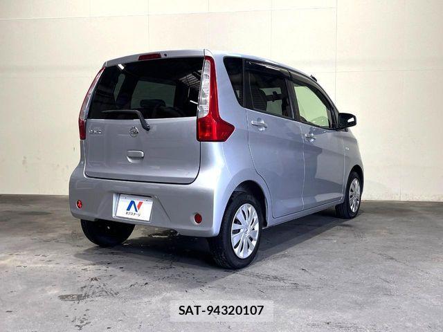 Nissan DAYZ 2014-02 7616119-16