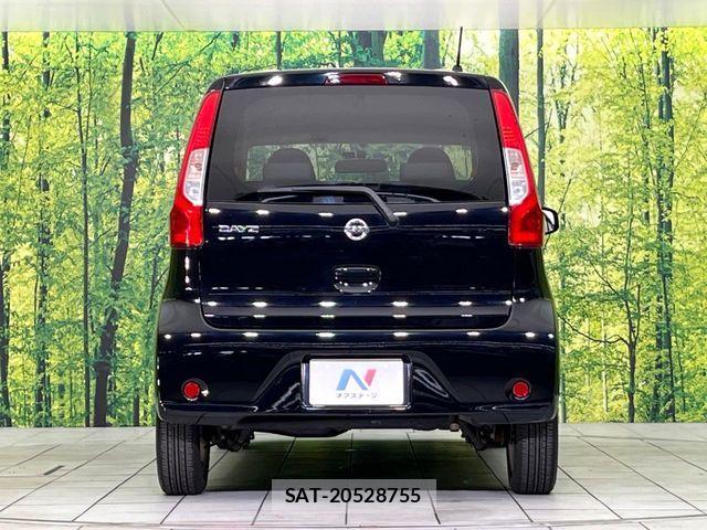 Nissan DAYZ 2017-08 7616111-14