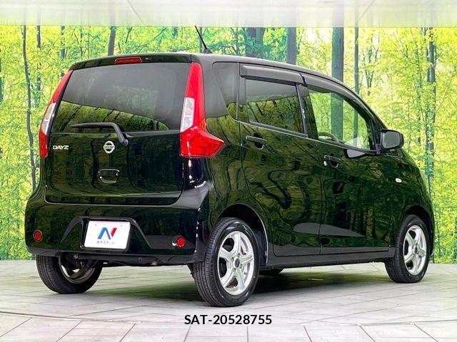 Nissan DAYZ 2017-08 7616111-16