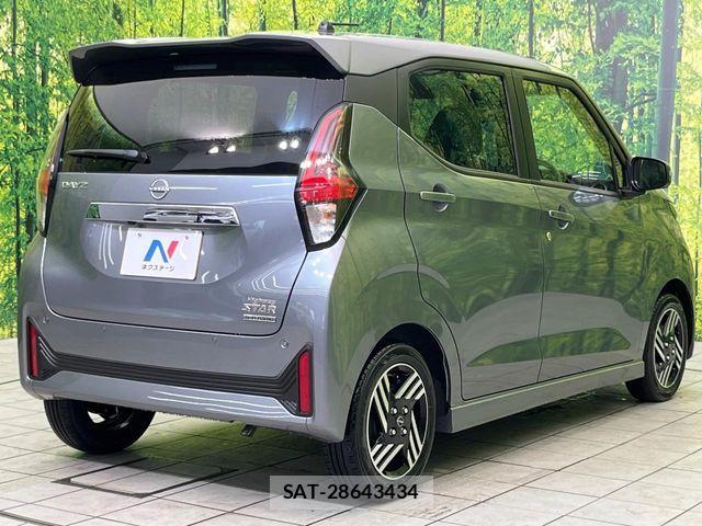 Nissan DAYZ 2025-11 7722515-16