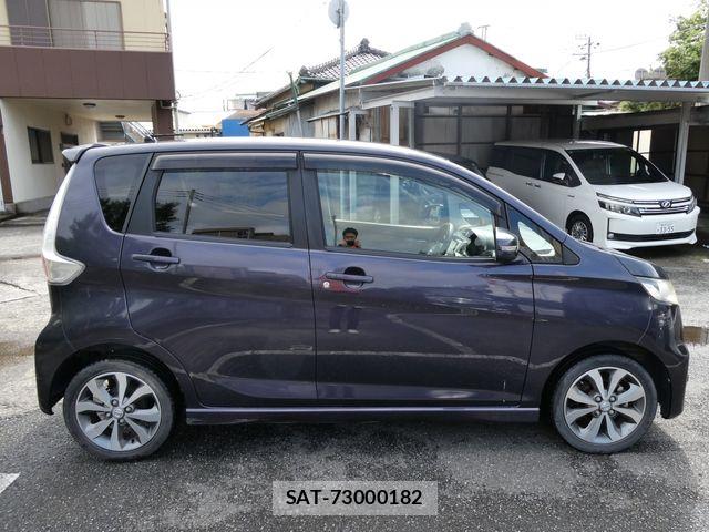 Nissan DAYZ 2014-01 7876071-3