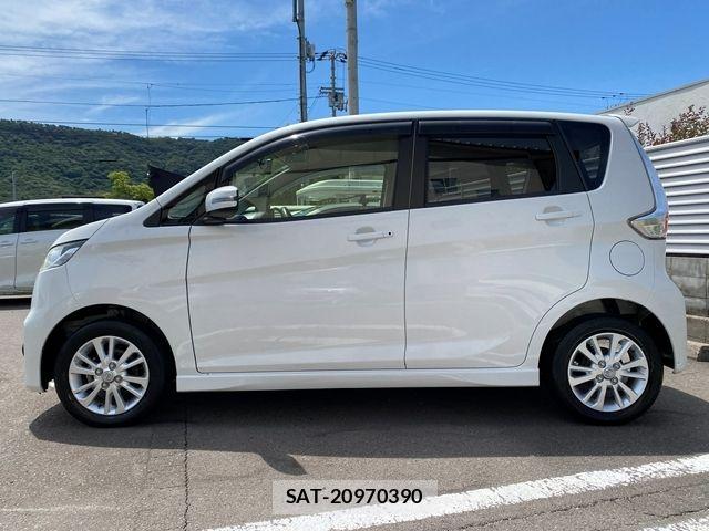 Nissan DAYZ 2014-02 7876083-4