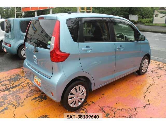 Nissan DAYZ 2017-10 7876070-13