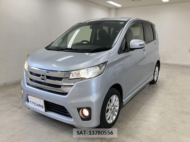 Nissan DAYZ 2015-07 7876076-21