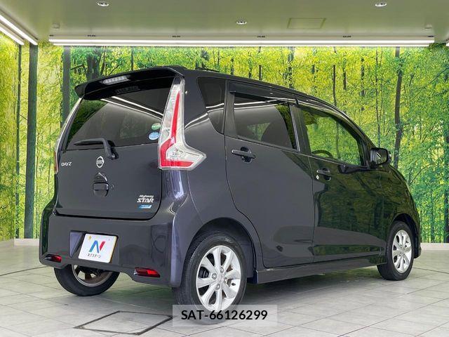 Nissan DAYZ 2017-04 7876066-16