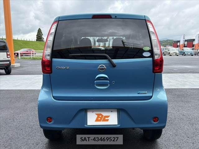 Nissan DAYZ 2013-07 7876082-13