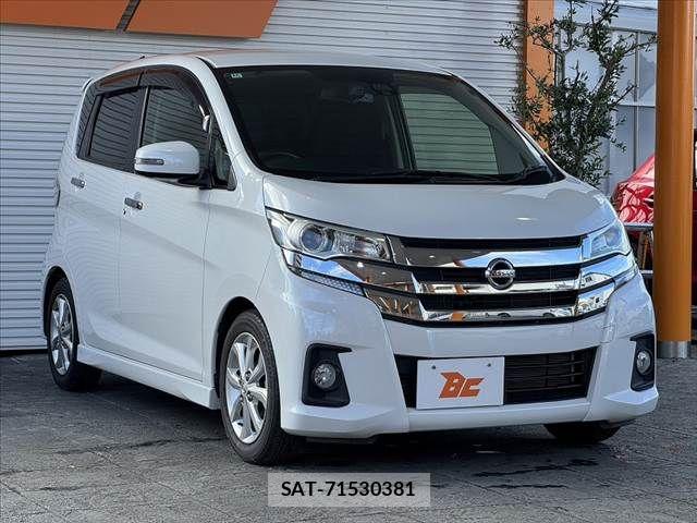 Nissan DAYZ 2016-11 7876069-9