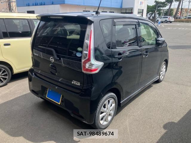 Nissan DAYZ 2017-02 7876086-3