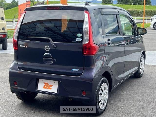 Nissan DAYZ 2015-09 7902502-12