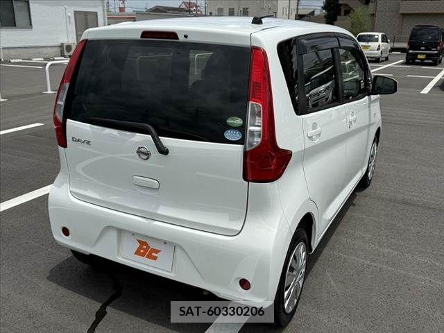Nissan DAYZ 2017-06 7902501-11