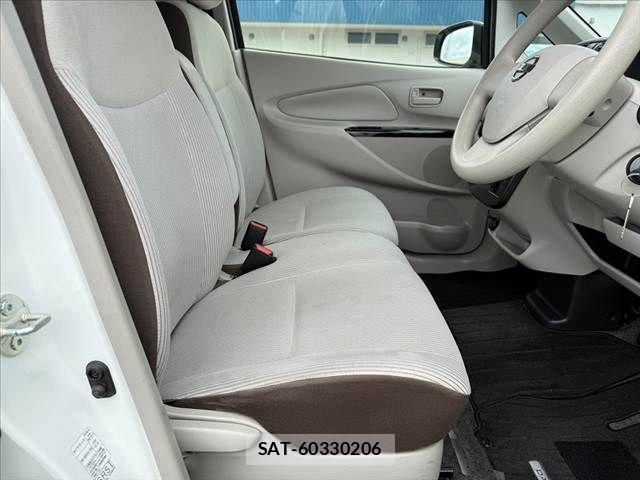 Nissan DAYZ 2017-06 7902501-12