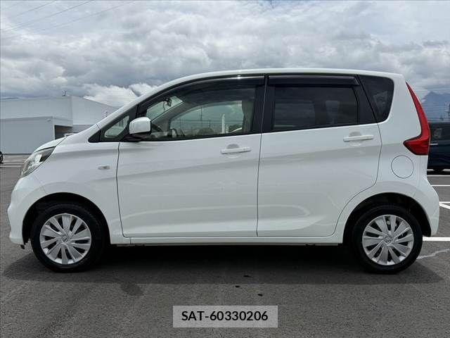 Nissan DAYZ 2017-06 7902501-8