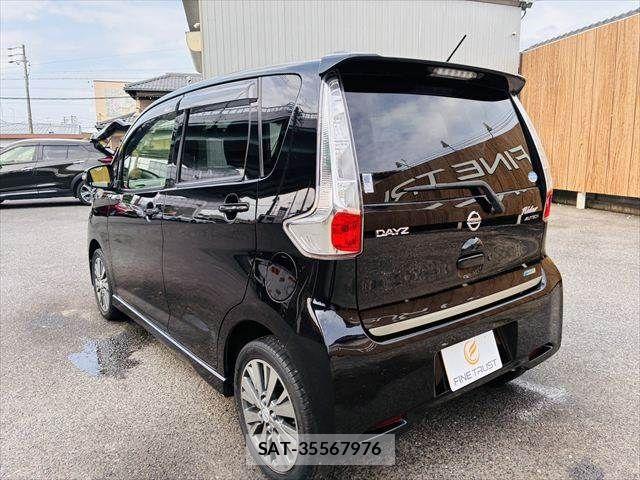 Nissan DAYZ 2014-03 7961153-18
