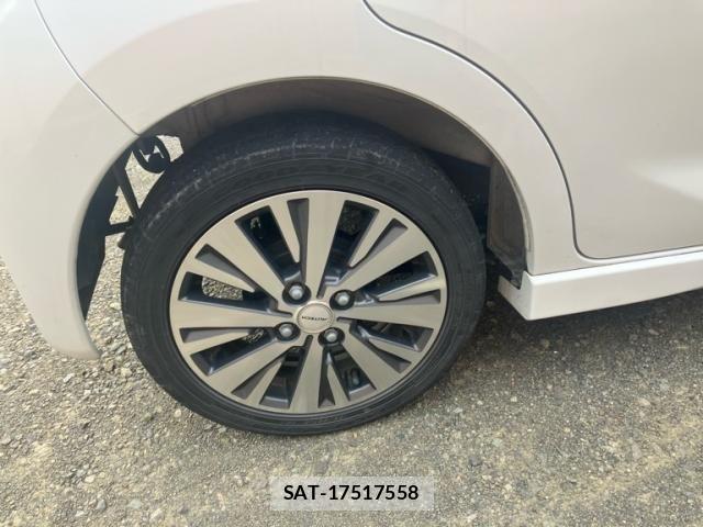 Nissan DAYZ 2014-02 7961164-6
