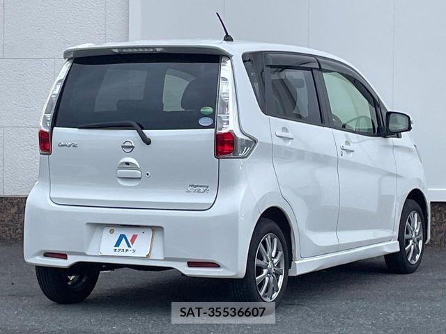 Nissan DAYZ 2014-03 7978980-16
