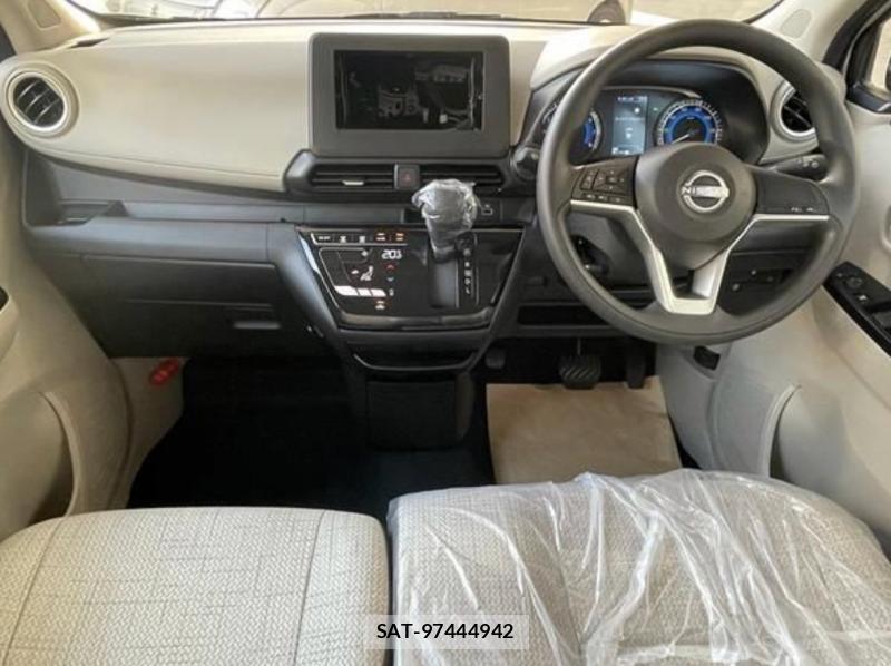 Nissan DAYZ 2026 8010946-21