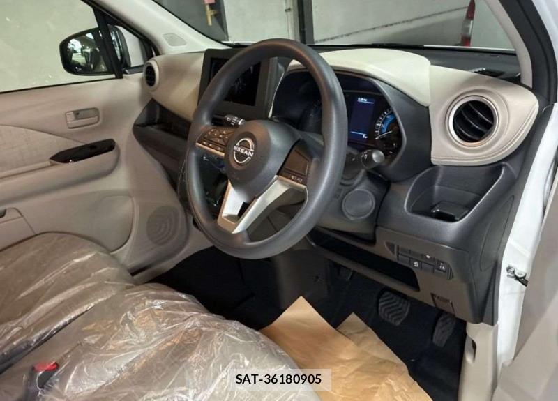 Nissan DAYZ 2026-06 8004781-3