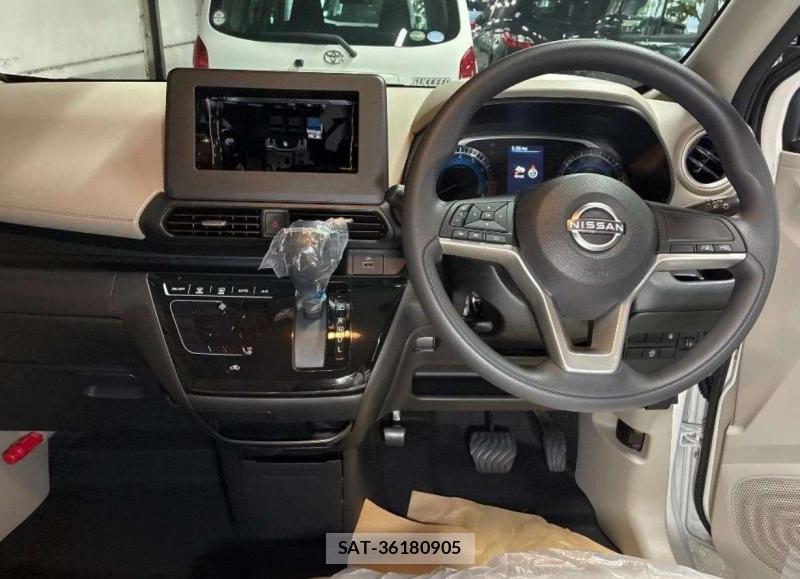 Nissan DAYZ 2026-06 8004781-4