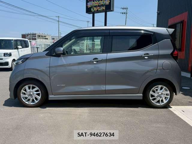 Nissan DAYZ 2020-07 8035213-14