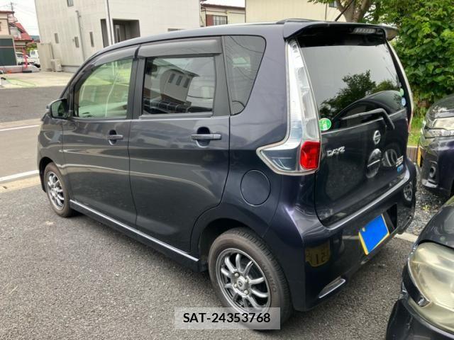 Nissan DAYZ 2013-10 8035231-6