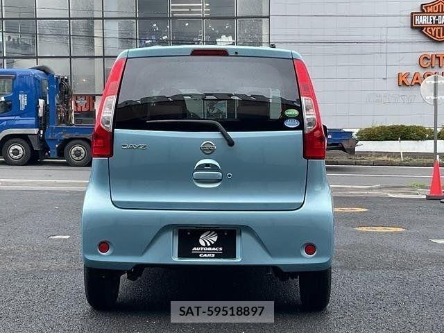 Nissan DAYZ 2017-03 8035220-2