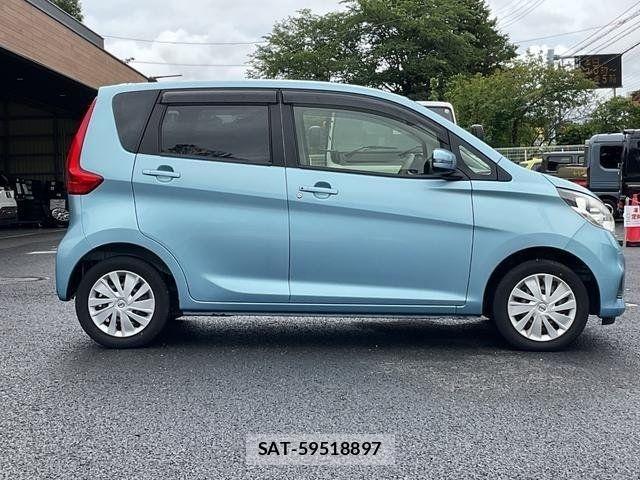 Nissan DAYZ 2017-03 8035220-5