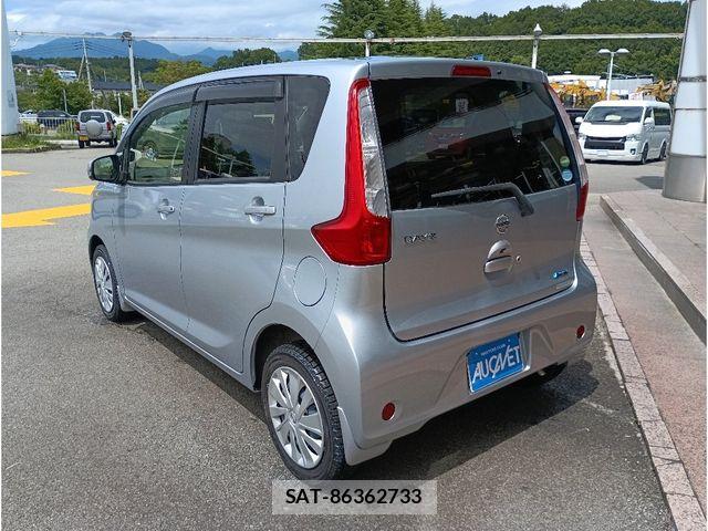 Nissan DAYZ 2015-05 8035227-5