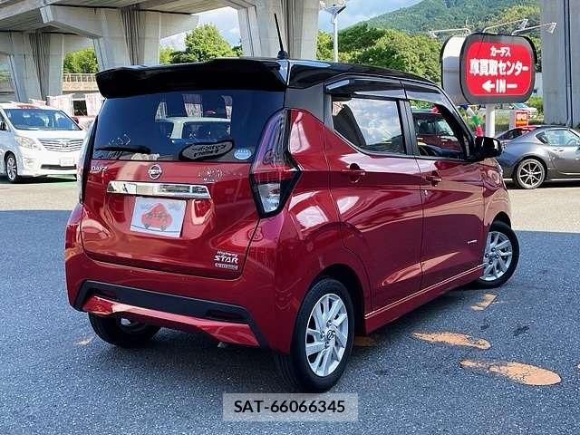 Nissan DAYZ 2021-05 8073510-2