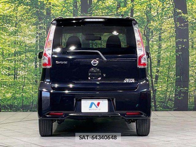 Nissan DAYZ 2018-04 8073511-14