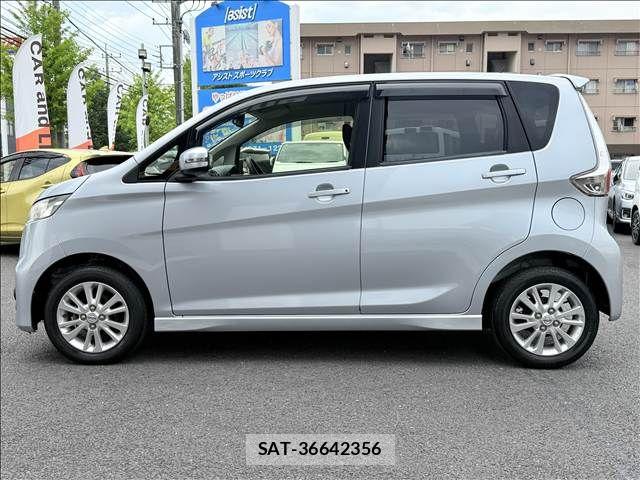Nissan DAYZ 2015-01 8073536-5