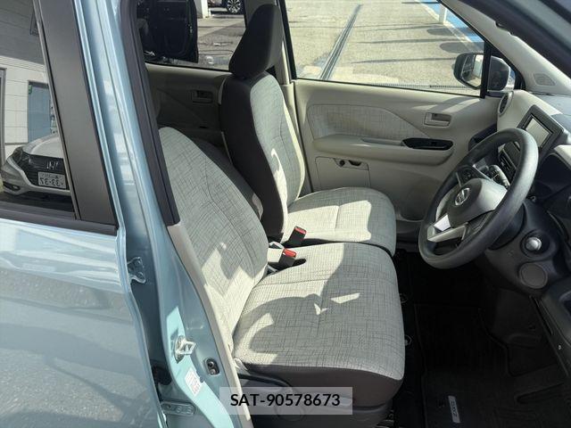 Nissan DAYZ 2020-11 8098820-13
