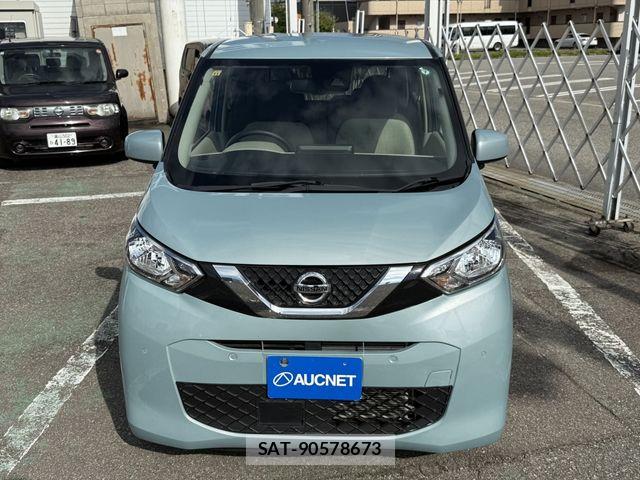 Nissan DAYZ 2020-11 8098820-1