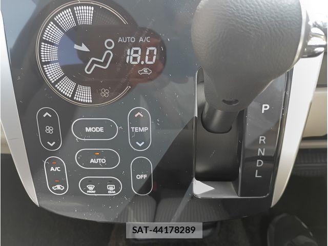 Nissan DAYZ 2014-03 8098823-4