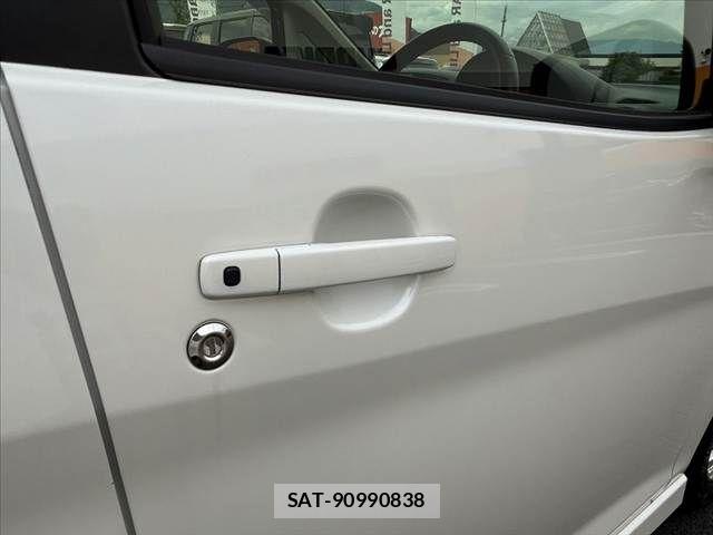 Nissan DAYZ 2013-07 8098828-29