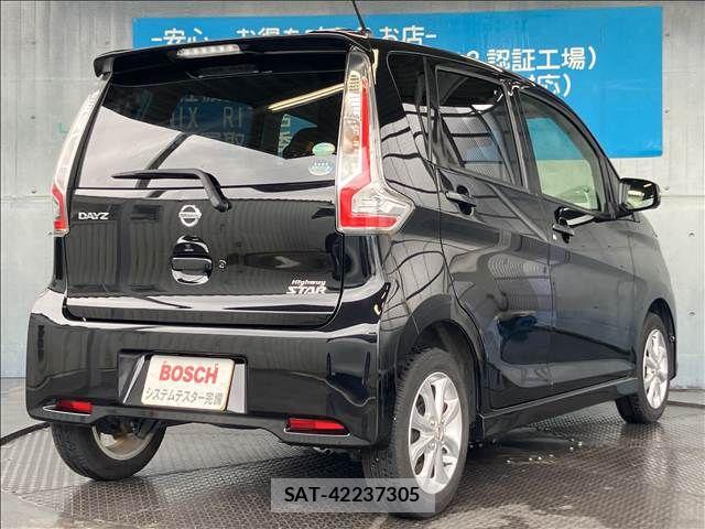 Nissan DAYZ 2017-05 8098819-10