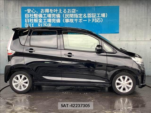 Nissan DAYZ 2017-05 8098819-6