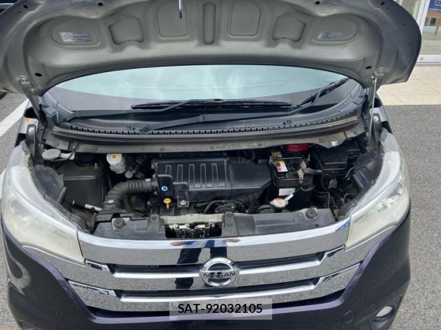 Nissan DAYZ 2015-01 8098829-24